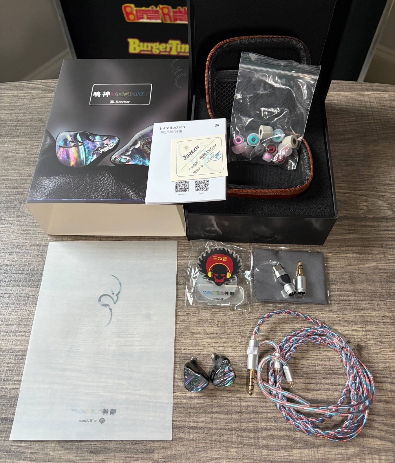 Juzear x Z Reviews Defiant 1 DD/3 BA IEM. 3.5/4.4 mm USB-C jacks! FREE SHIPPING!