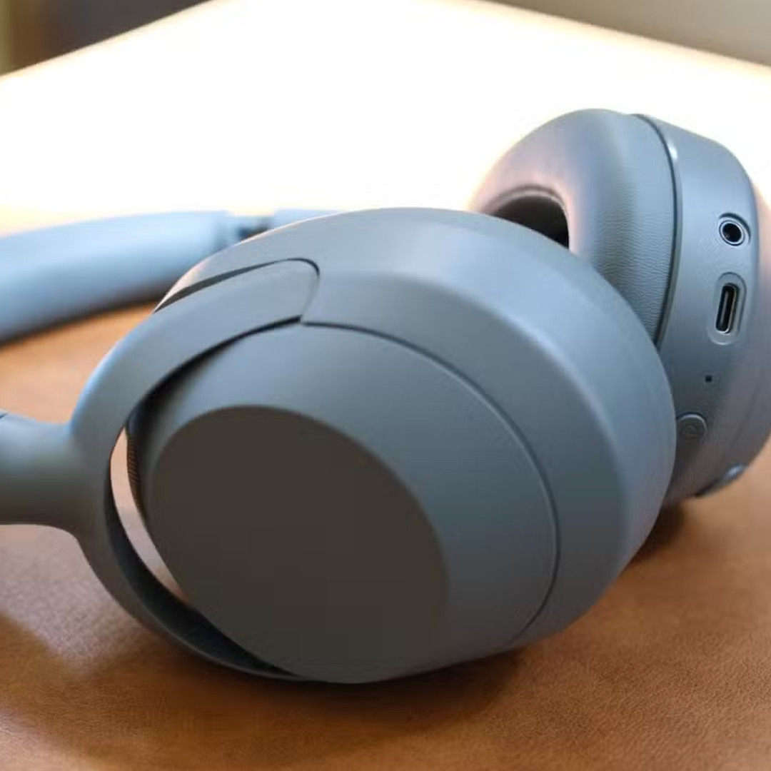 Sony ULT WEAR 900N Wireless Noise Canceling Bluetooth Headphones – Forest Gray