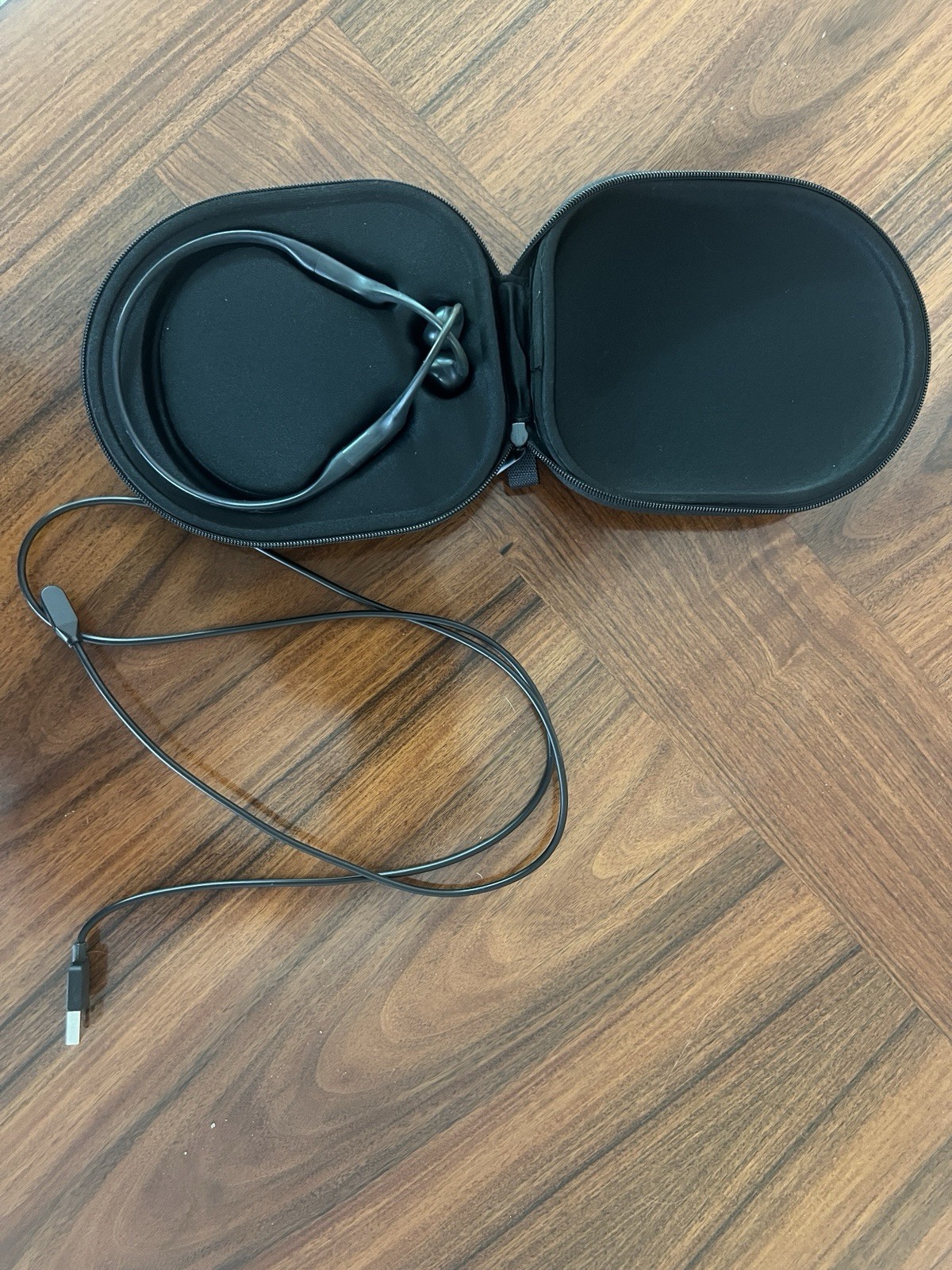 Shokz OpenRun Wireless Bone Conduction Headphones – Black