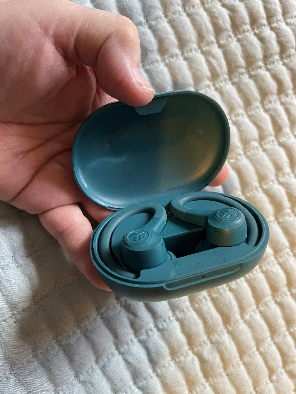 JLAB go air Sport True Wireless Earbuds high quality economical pre-owned