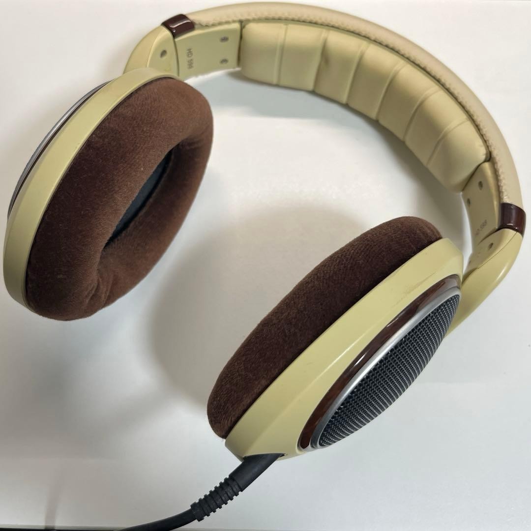 Sennheiser HD 598 Wired Open-Back Headphones Comfortable Natural Sound