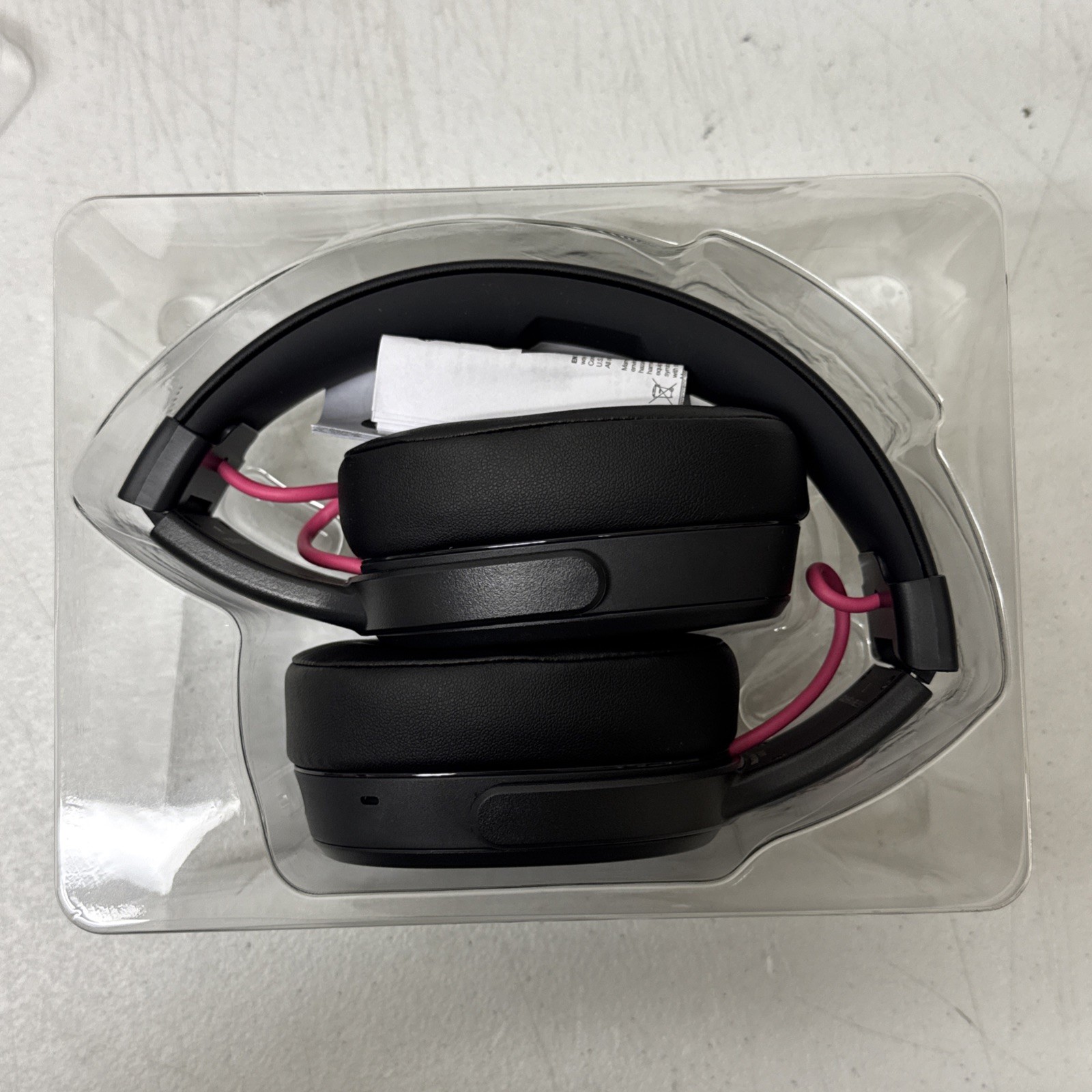 SkullCandy SCCRW Crusher Wireless XT Over-the-Ear Headphones – Krazy Pink