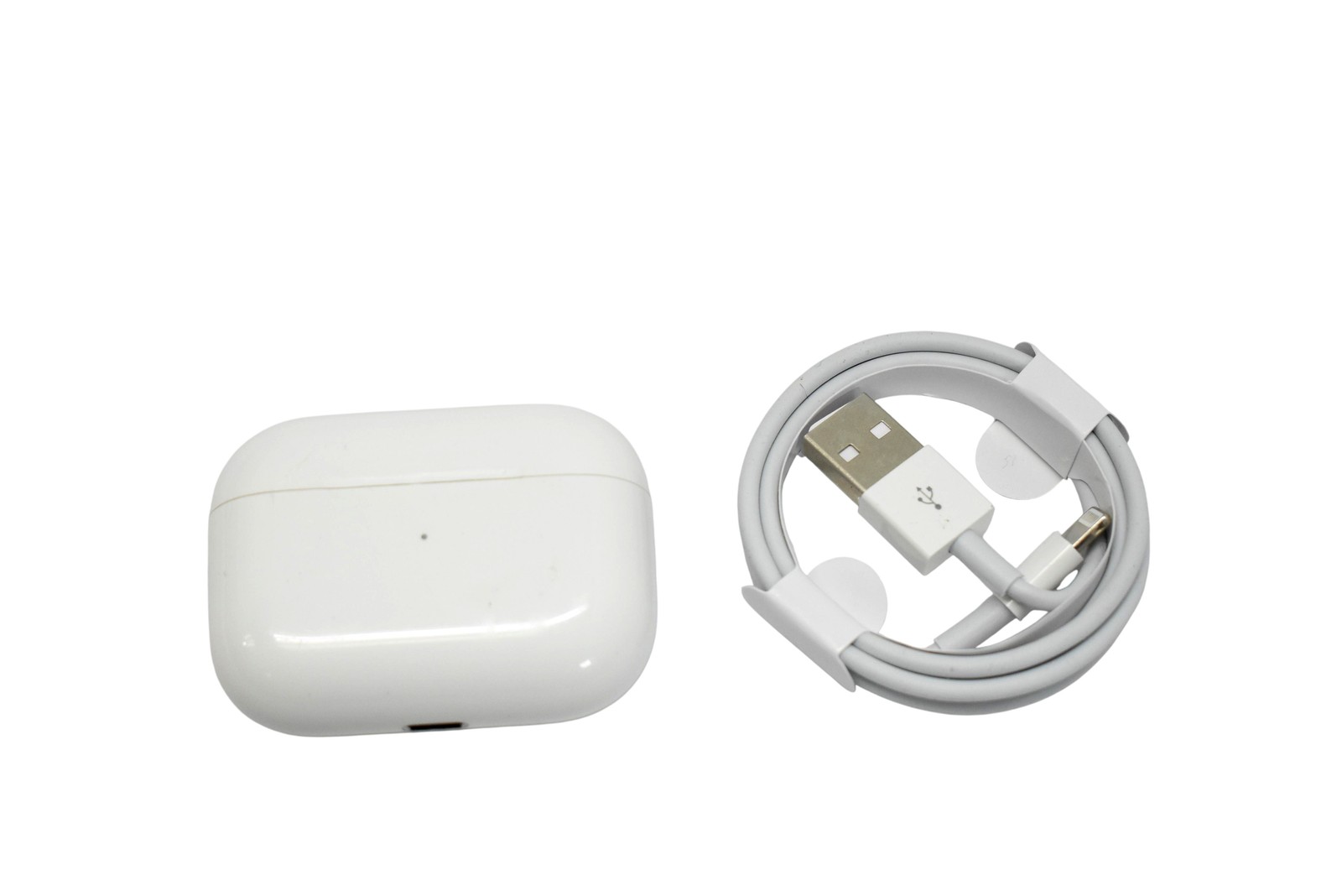 Apple AirPods Pro Wireless Earbuds 1st Gen MagSafe Charging Case White A2190