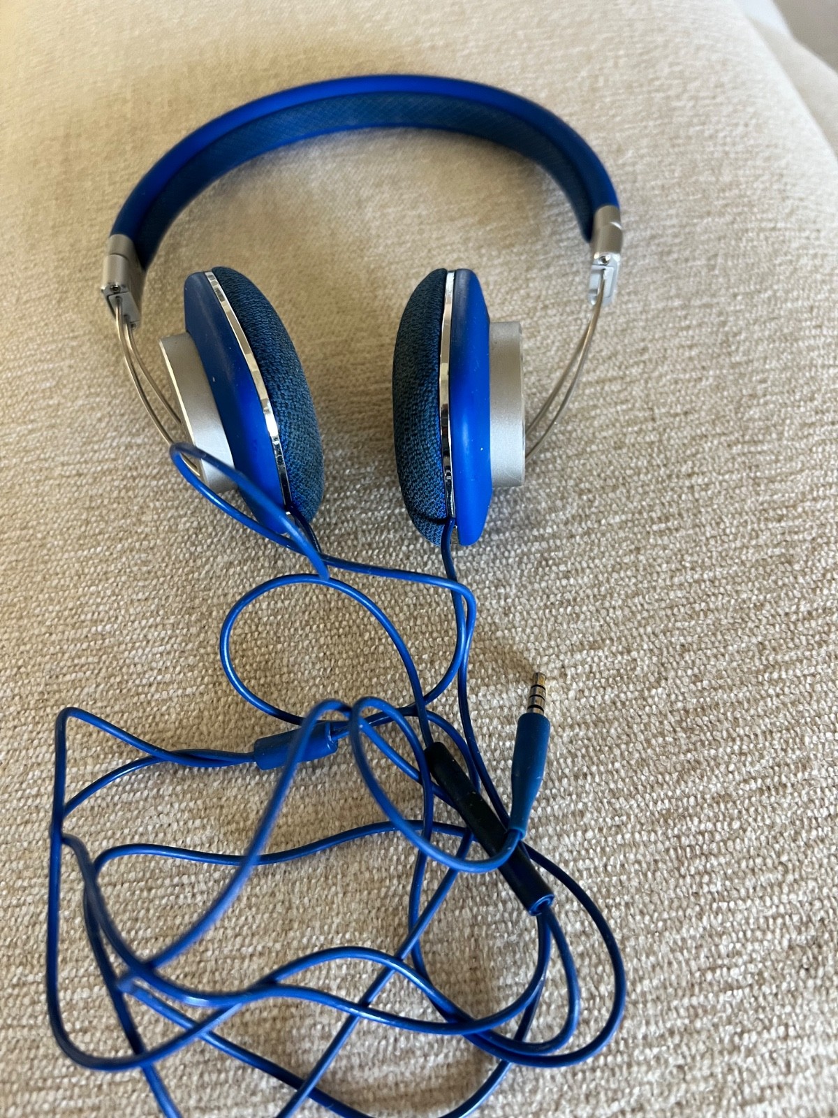 bowers wilkins wired headphones