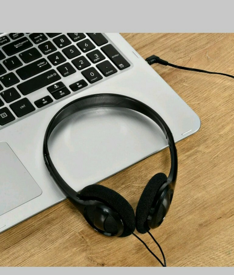 *BRAND NEW* ONN On-Ear Headphones with 3.5mm Jack Adjustable headband