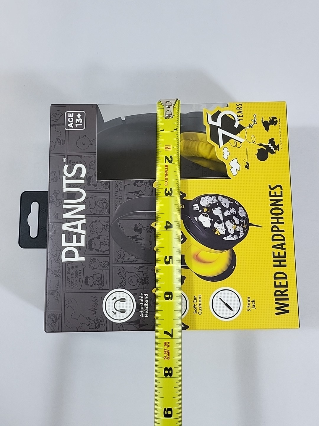 Peanuts New 2025 Snoopy Wired Headphones 3.5mm Headphone Jack Black/Yellow