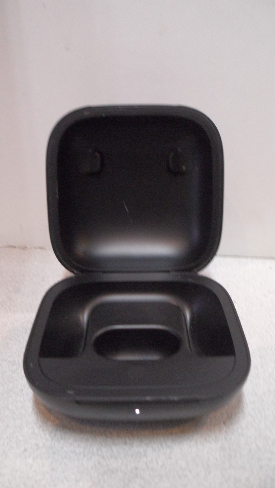 Beats by Dre Powerbeats Pro Replacement Charging CASE A2078 -Black‎
