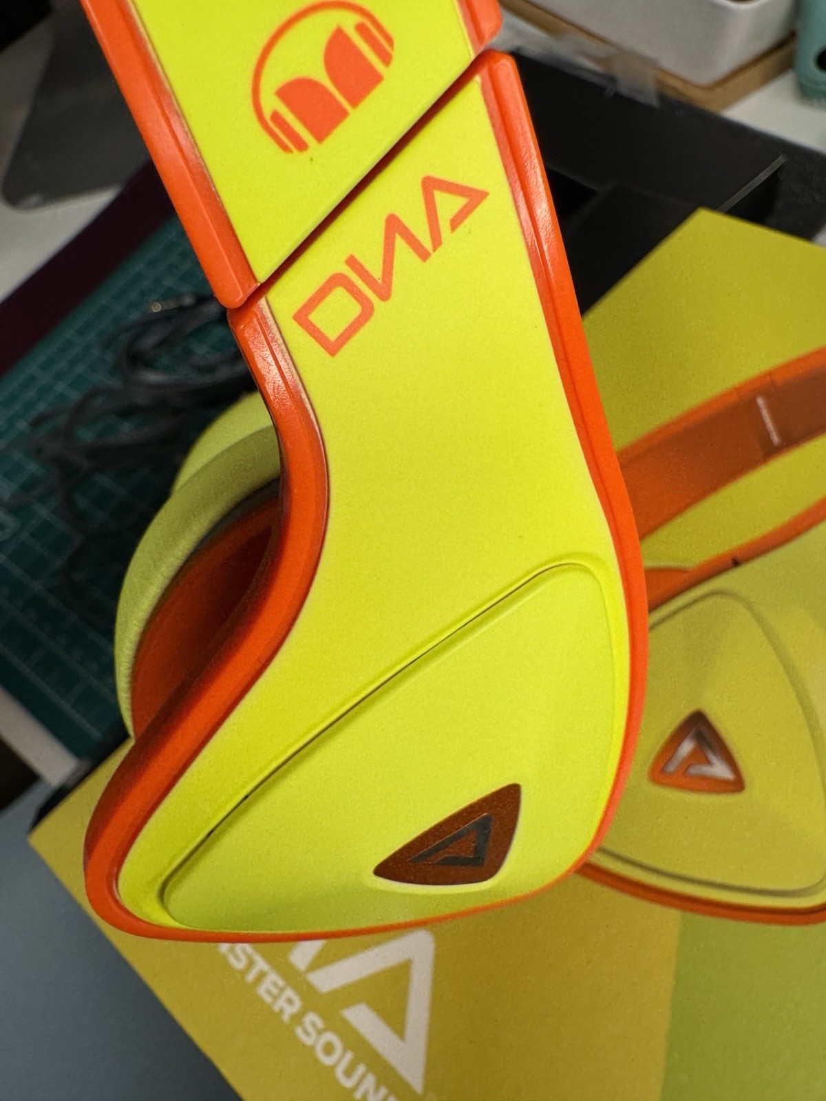 Monster DNA On-Ear Headphones Yellow/Orange Color – Wired 3.5mm Cable