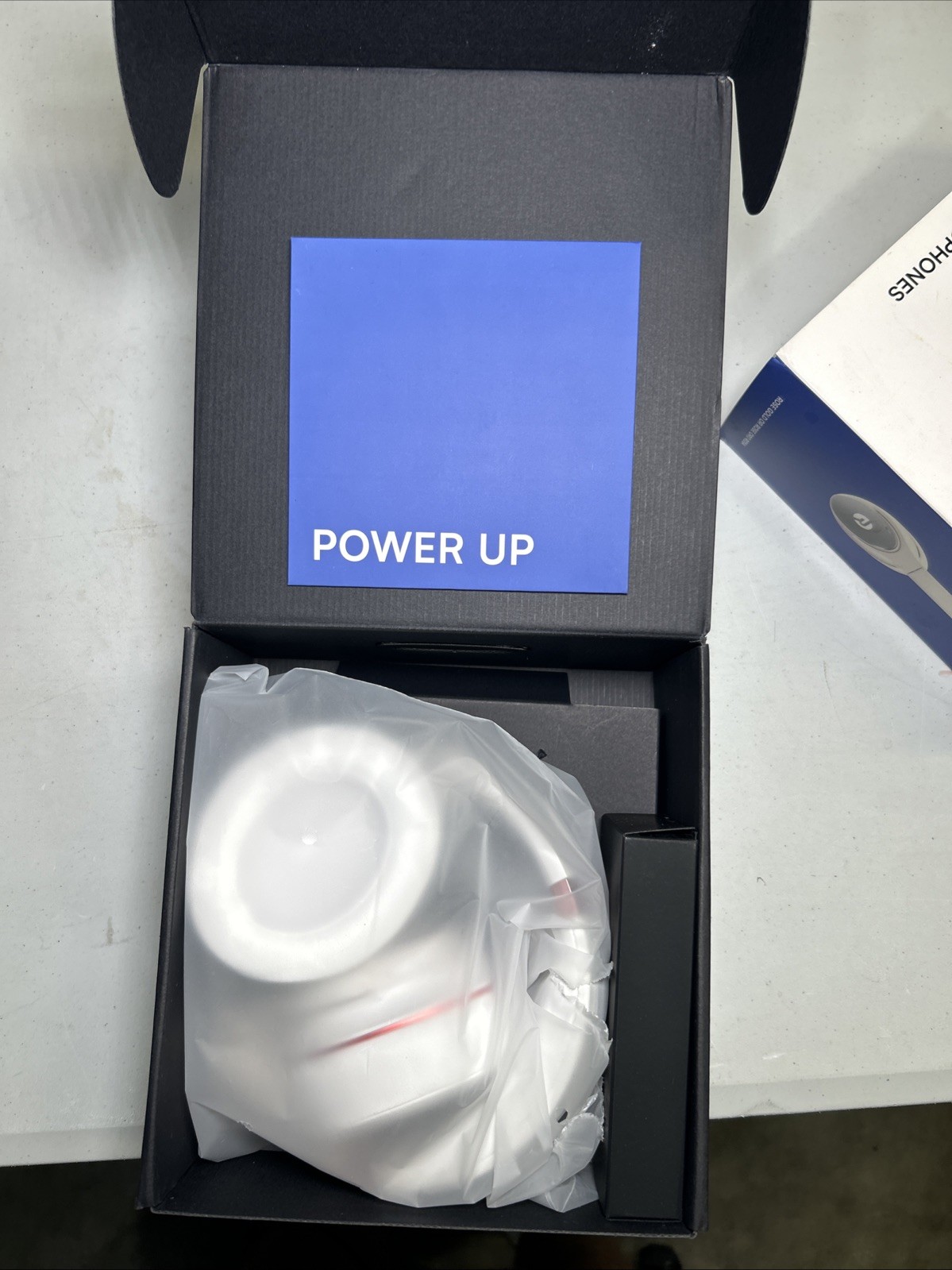 Raycon Everyday Headphones White RBH820-White