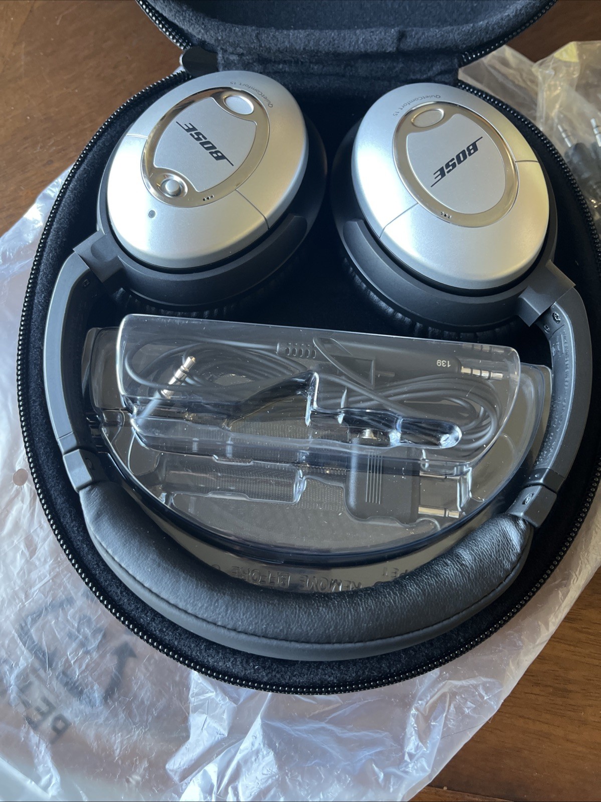Bose QuietComfort 15 Acoustic Noise Cancelling Headphones