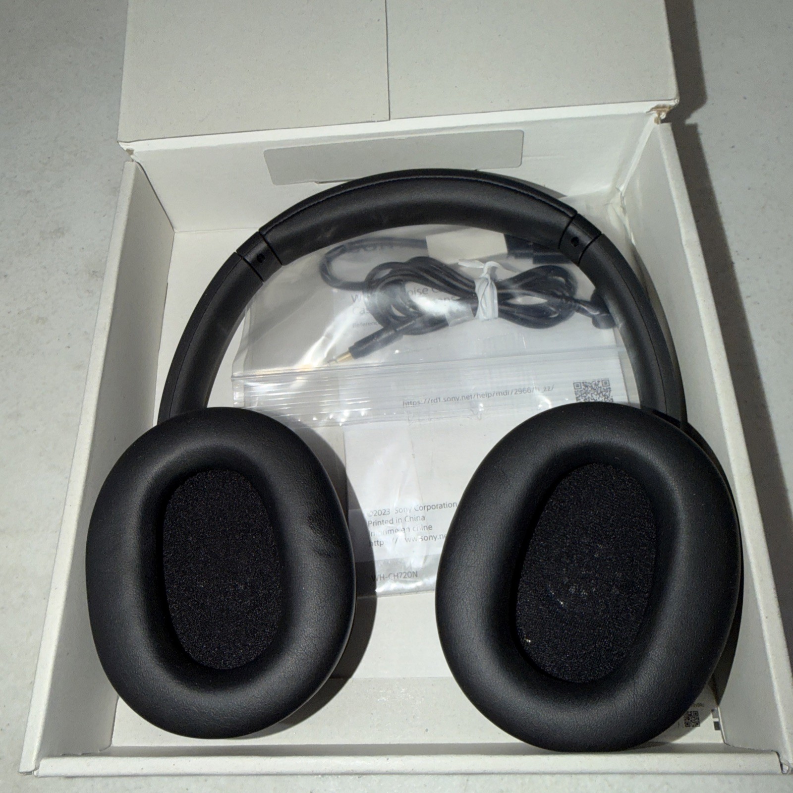 Sony WH-CH720N Noise Canceling Wireless Headphones