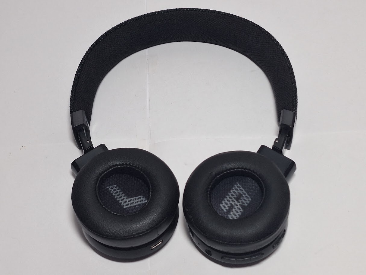 JBL Live 460NC Wireless On‑Ear Noise Cancelling Bluetooth Headphones Black
