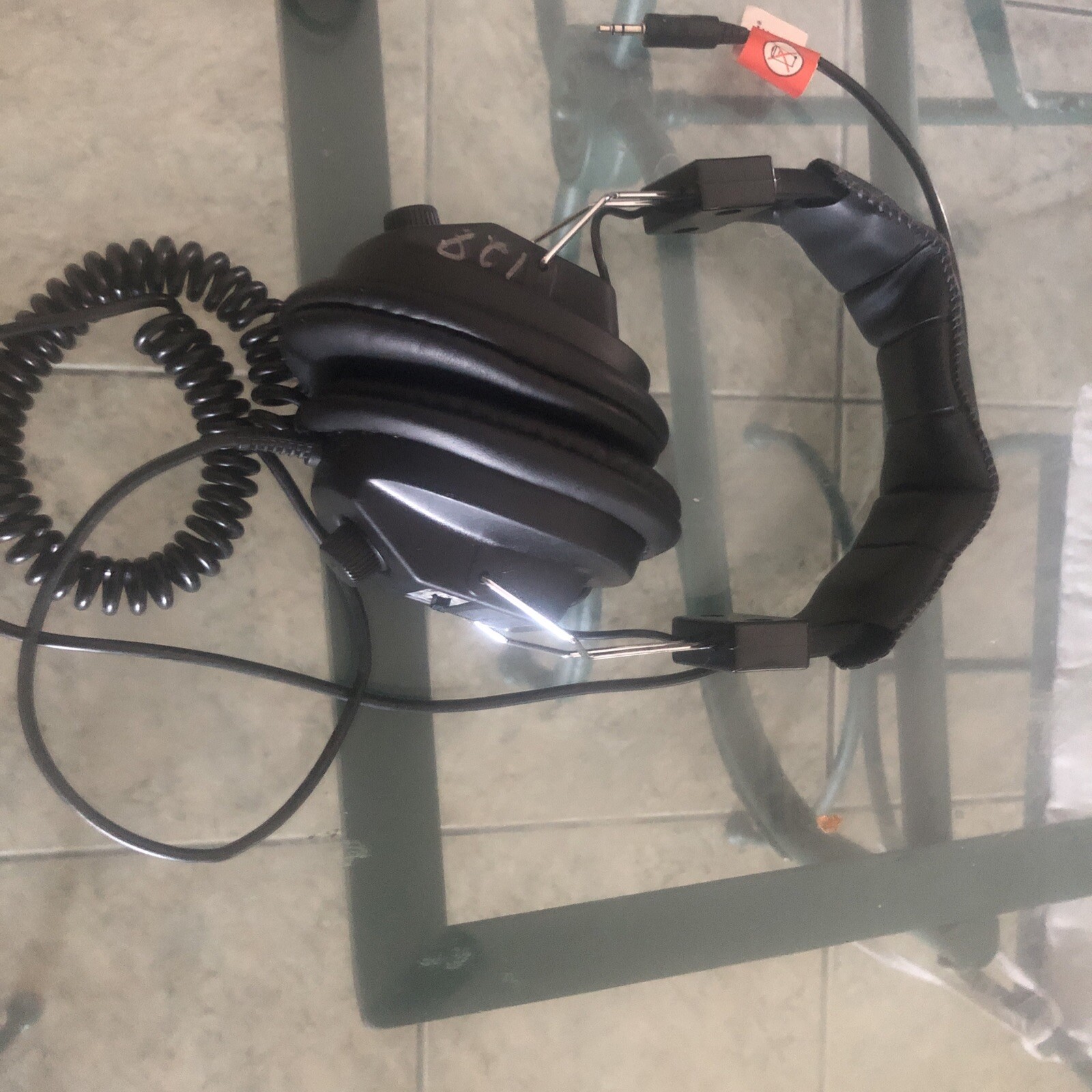 Lot Of 6 Califone 3068AV Switchable Stereo/Mono Headphones, 6 Ft Cord, School