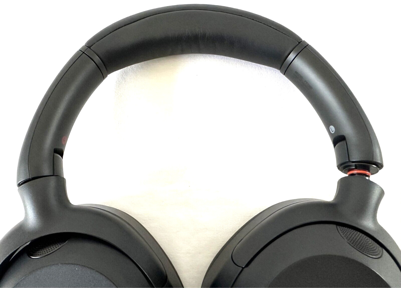 Sony ULT WEAR 900N Wireless Noise Canceling Headphones Black Broken left side1.3