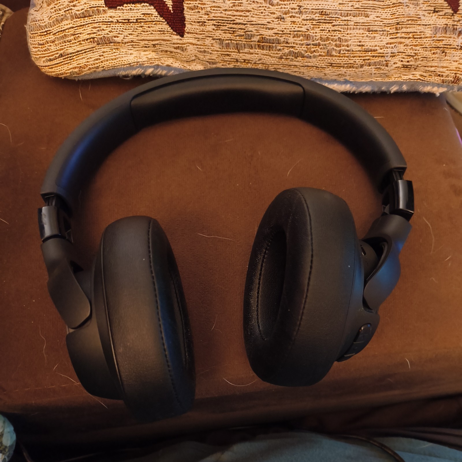 JBL Tune 720BT Over-Ear Wireless Bluetooth Headphones Black NEW SEALED Bass