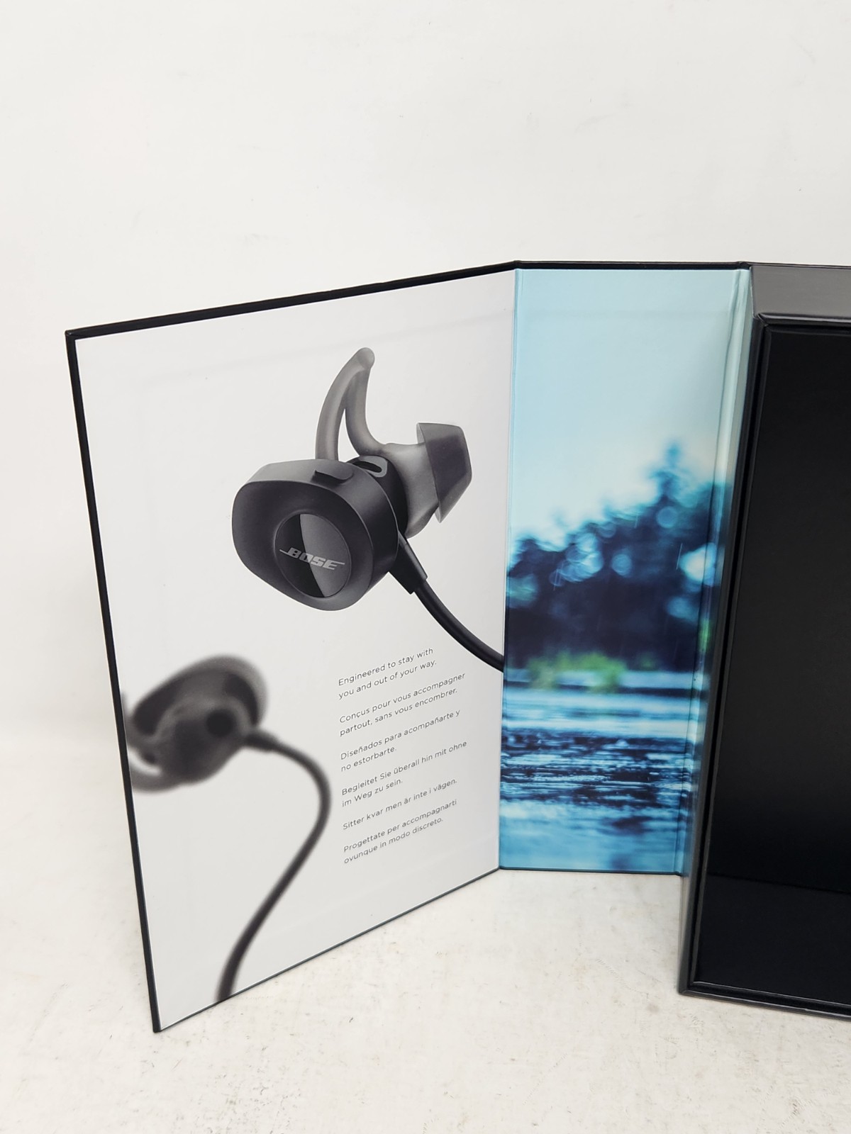 Bose 761529-0010 SoundSport Wireless in Ear Neckband Headphones – Black – READ!