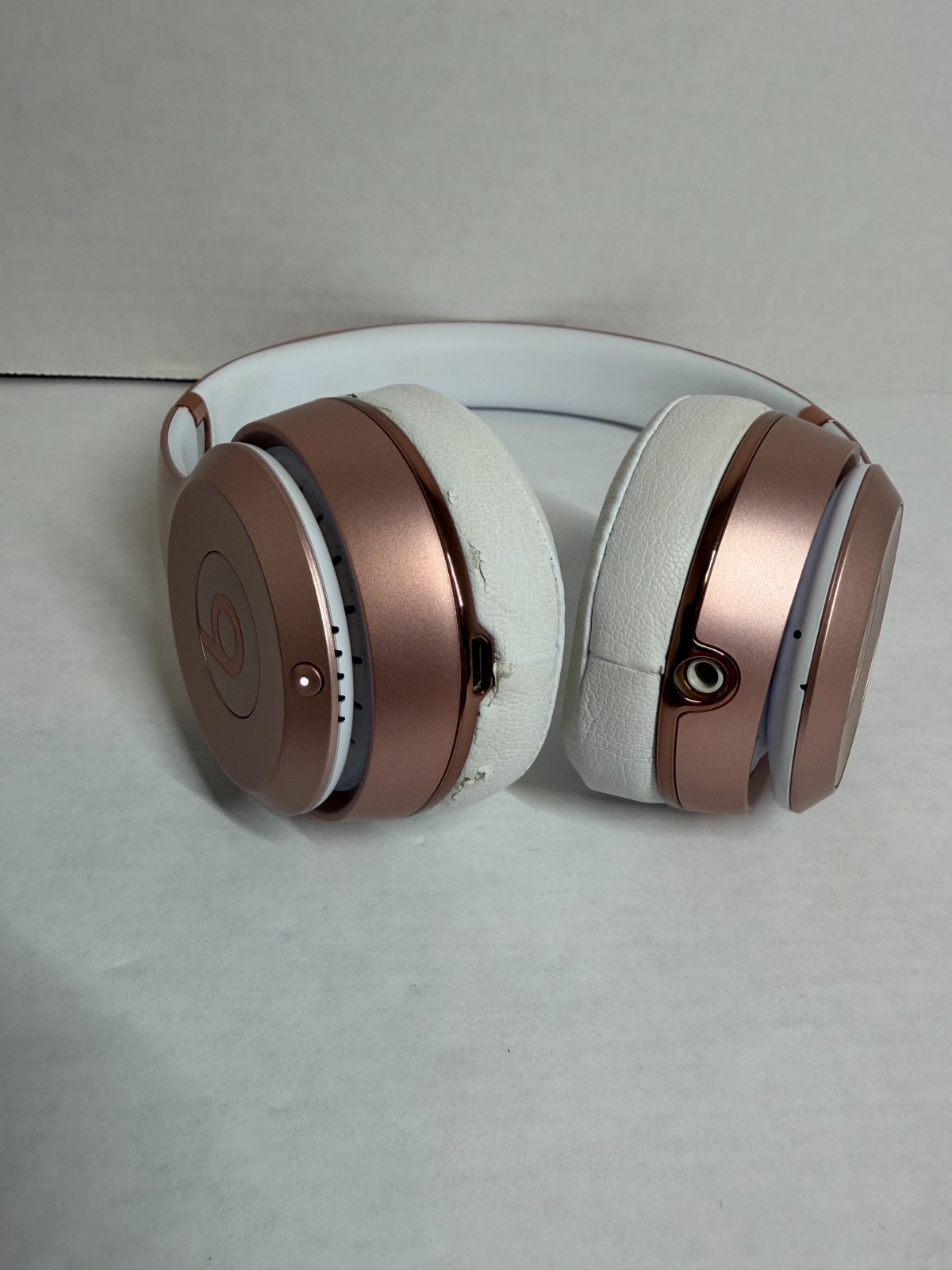 Beats by Dr. Dre Solo3 Wireless On the Ear Headphones – Rose Gold B8