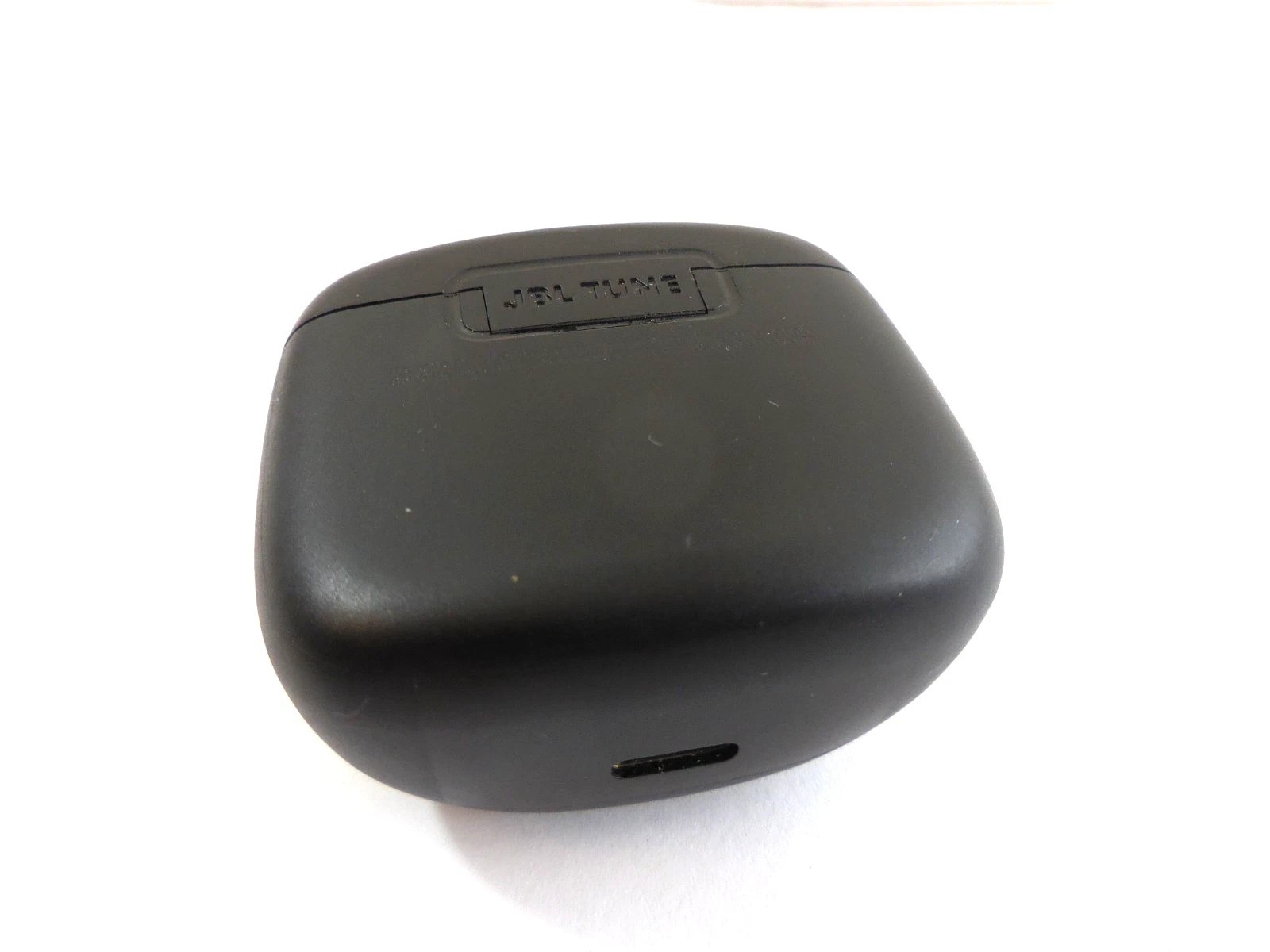 JBL Harman Tune Flex True Wireless Earbuds Charging Case – Black