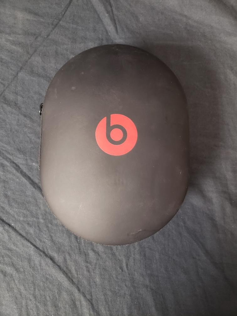 BEATS STUDIO3 WIRELESS BLUE HEADPHONES W/ CASE (G29020059)