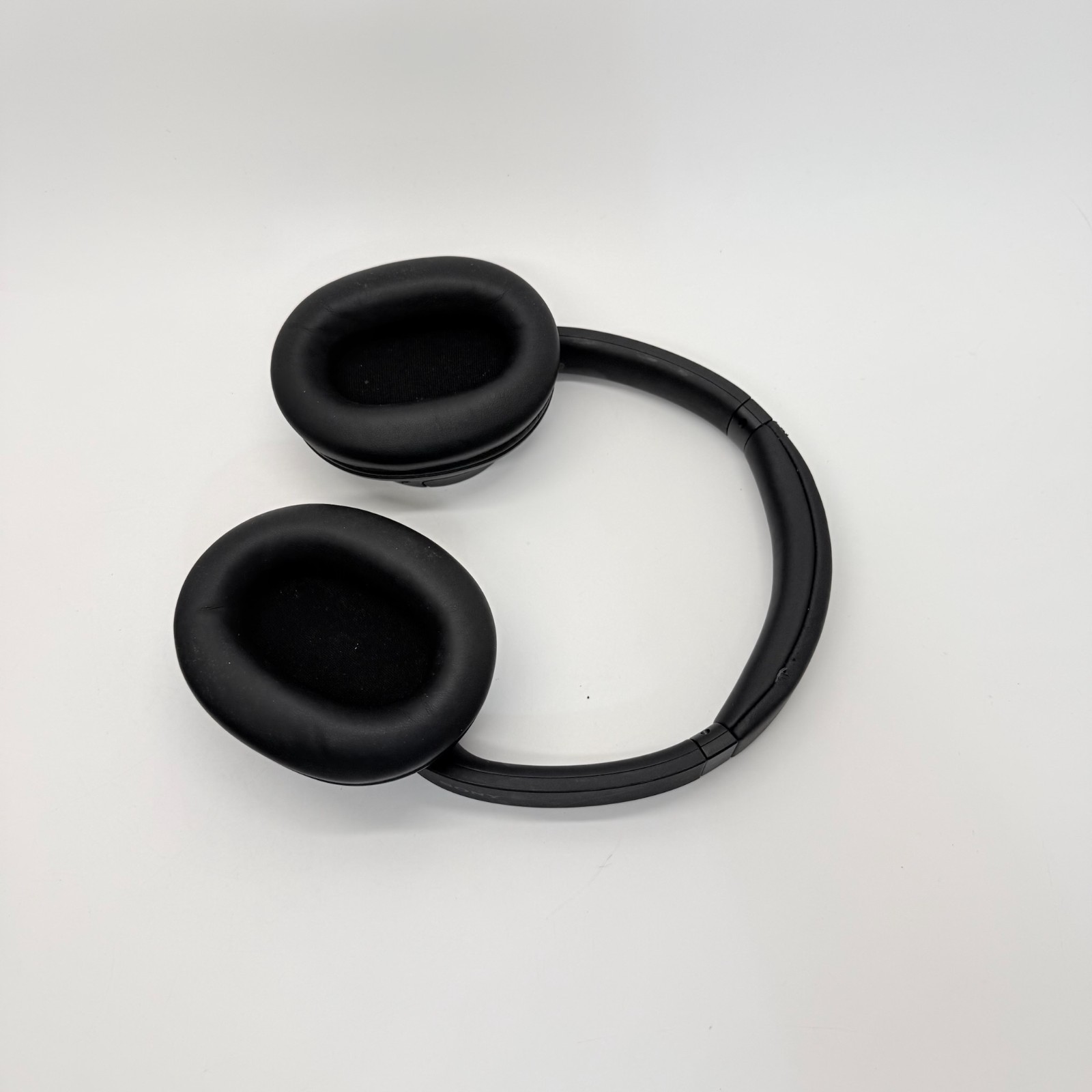 Sony WH-CH720N/B Noise Canceling Wireless Headphones WHCH720N – Black