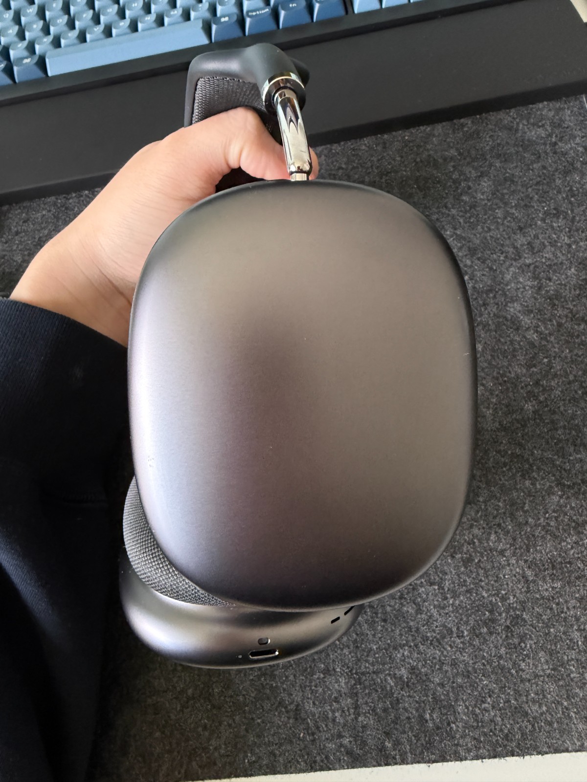 Apple AirPods Max Space Grey Lightning Wireless ANC Headphones – Box + Smart Cas