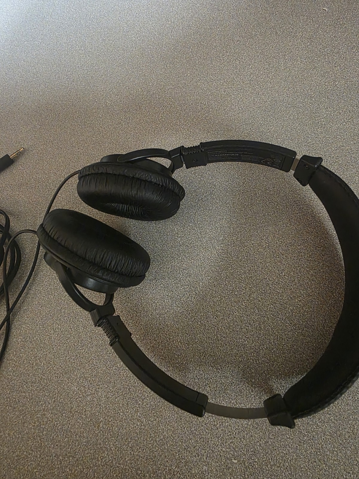 Kensington Hi-Fi ✨ On-Ear ? Headphones ? 9-Foot Cord 3.5mm Headset (K33137)