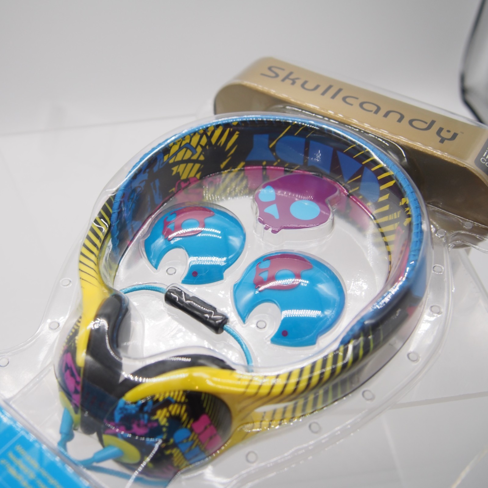 Skullcandy Icon Soft Wired Headphones Brand new From Japan