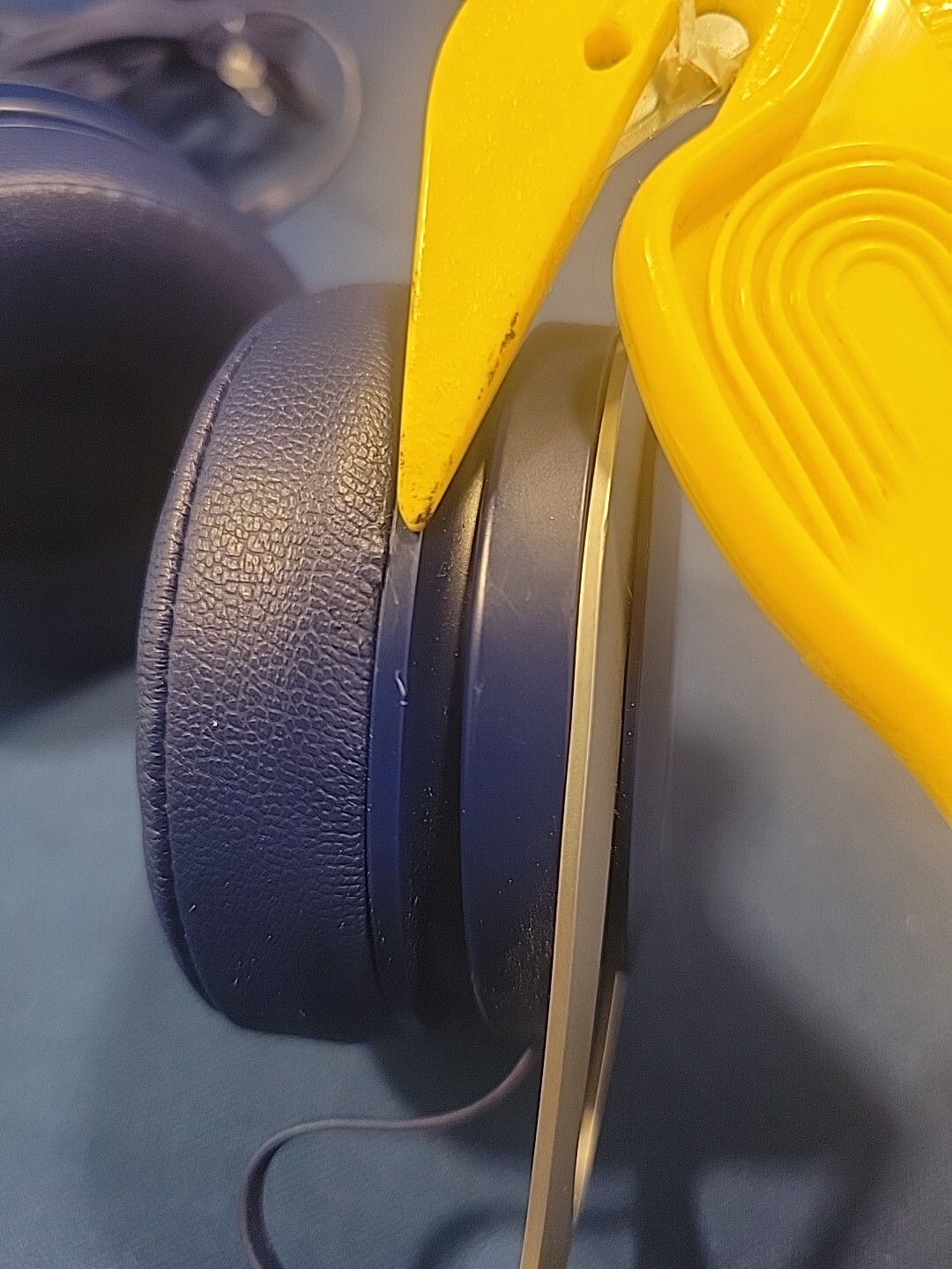 Beats By Dr. Dre – “Wired” Headphones – (Blue)_Plus Volume Buttons