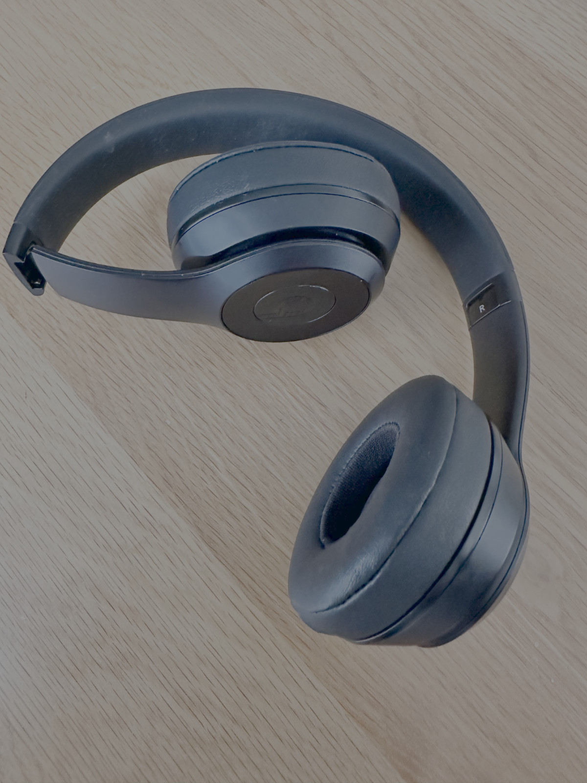 Beats by Dr. Dre Studio 2.0 Wireless Over the Ear Headphones – Matte Black