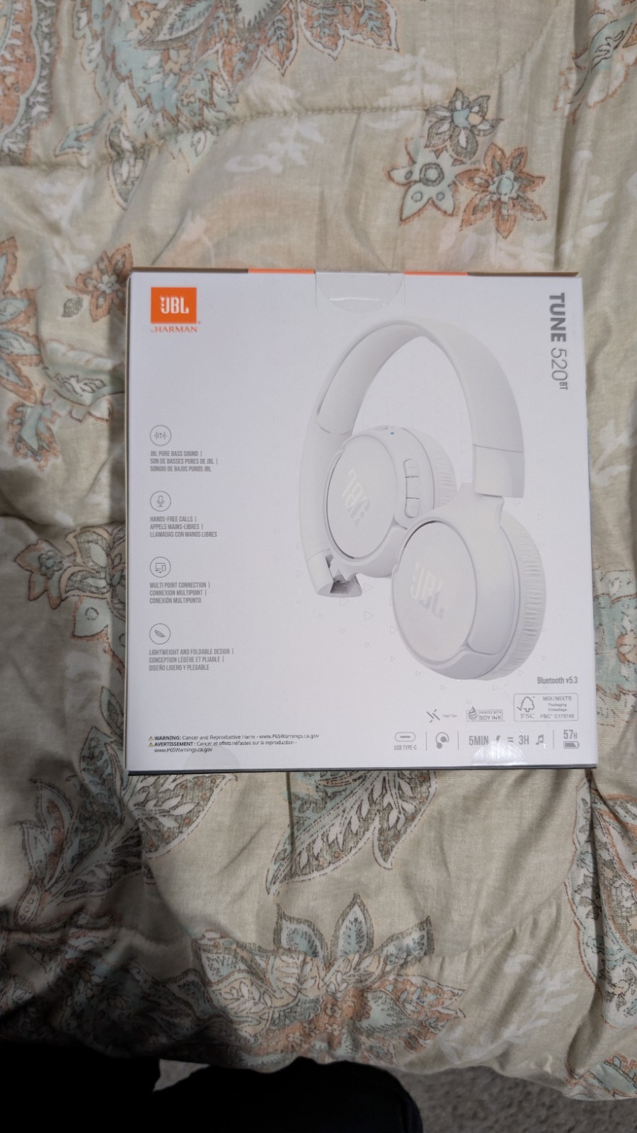 JBL Tune 520BT Wireless On-Ear Headphones Bluetooth 5.3 Pure Bass White