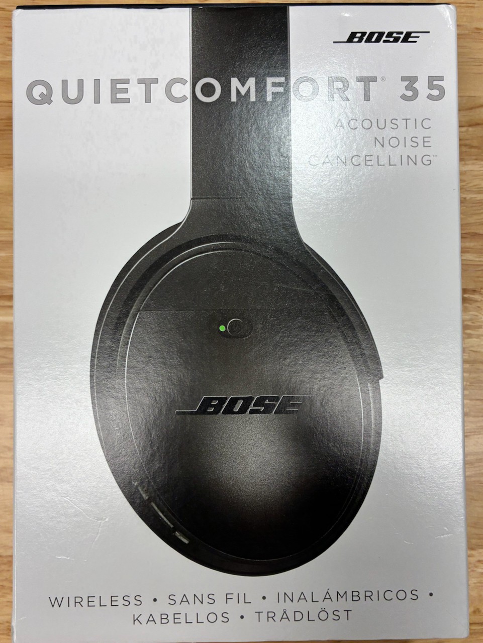 Bose QuietComfort 35 QC35 Bluetooth Wireless Headphones Black Complete in Box