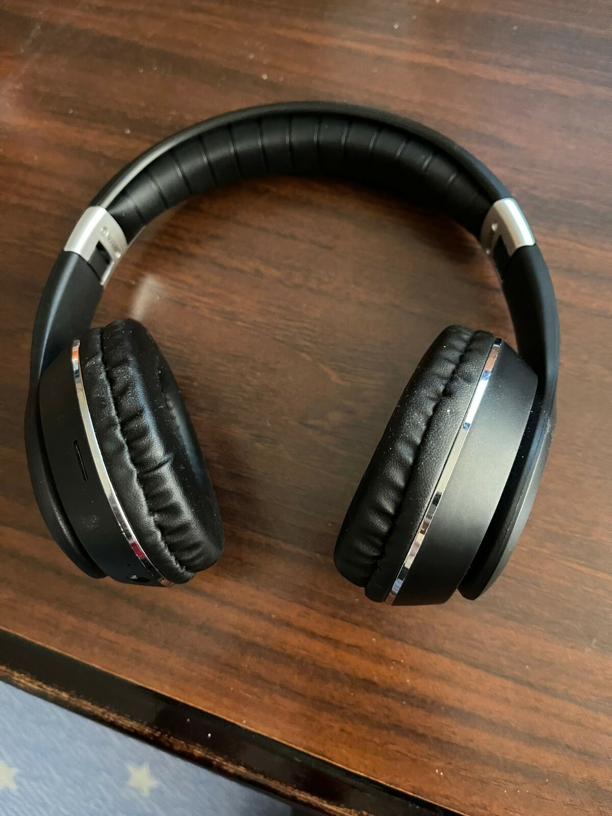 headphones – great sound suitable for workouts