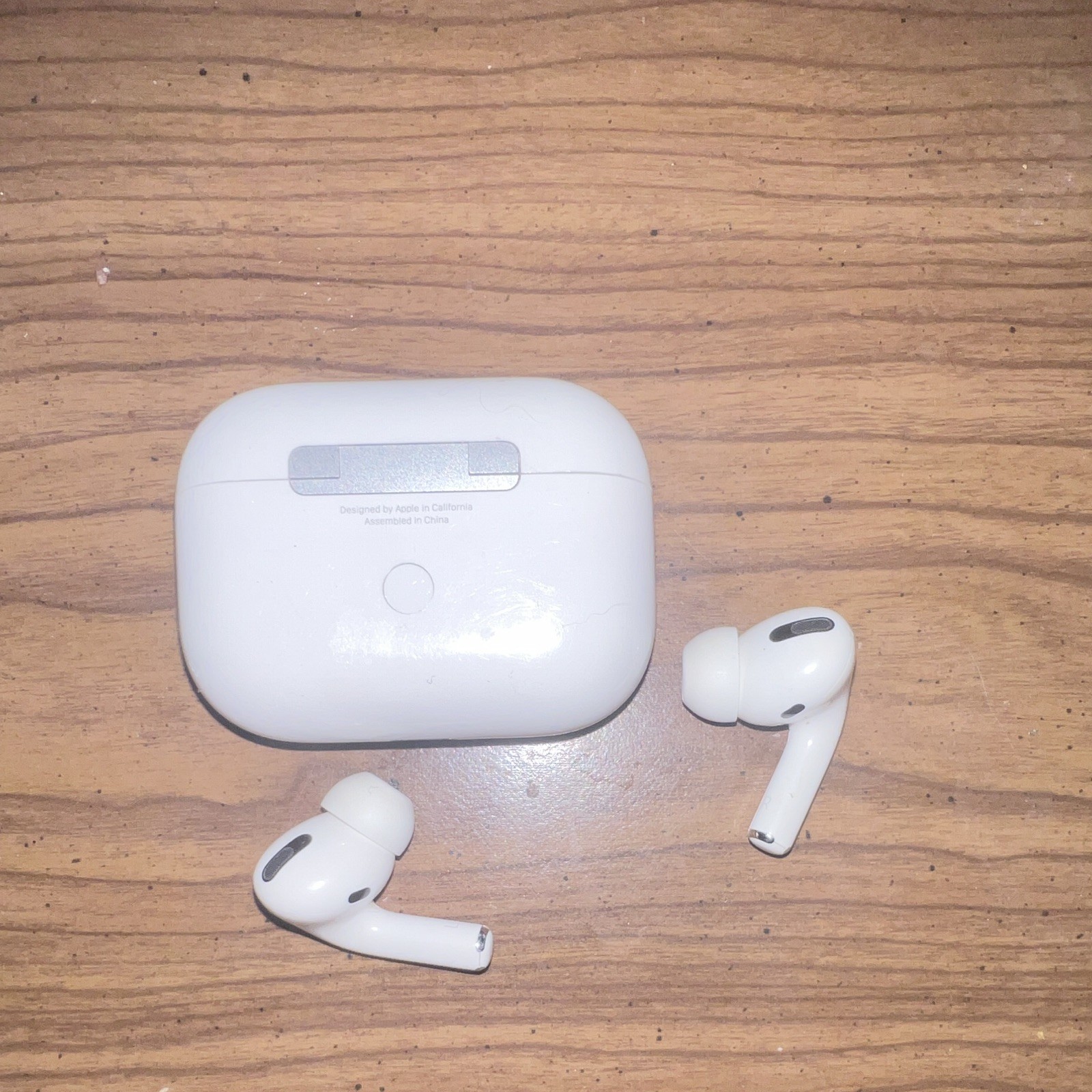 Apple AirPods Pro White Bluetooth In-Ear Earbuds w/ Charging Case, Built-In Mic