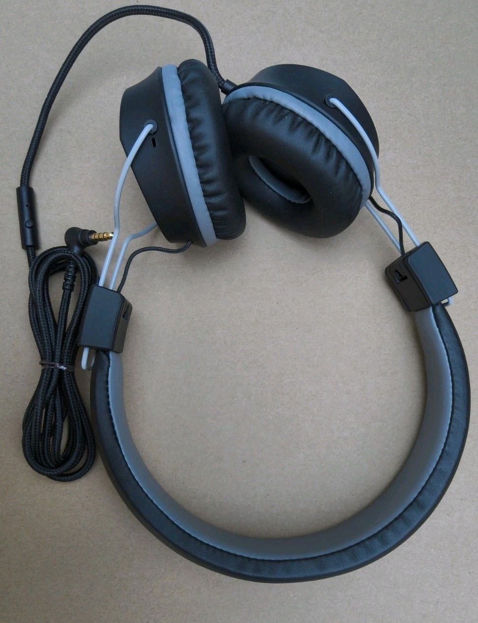 JLAB NEON ON EAR WIRED HEADPHONES BLUE COLOR.