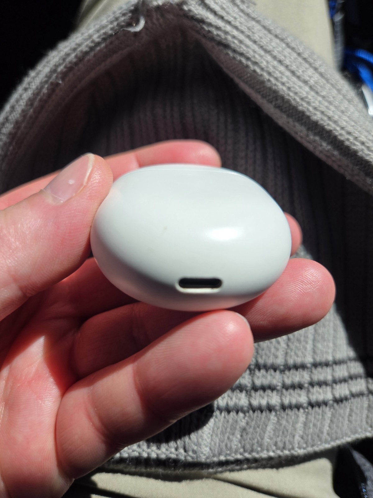 Google Pixel Buds Pro Noise-Canceling Earbuds. Charcoal. Used. Protective Case.
