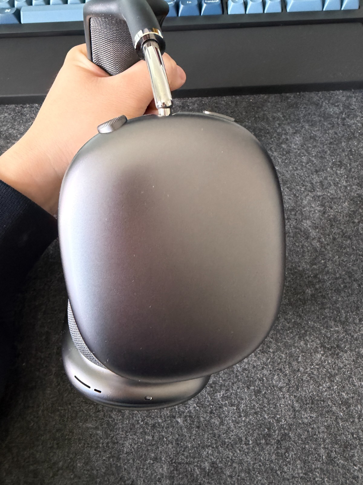 Apple AirPods Max Space Grey Lightning Wireless ANC Headphones – Box + Smart Cas