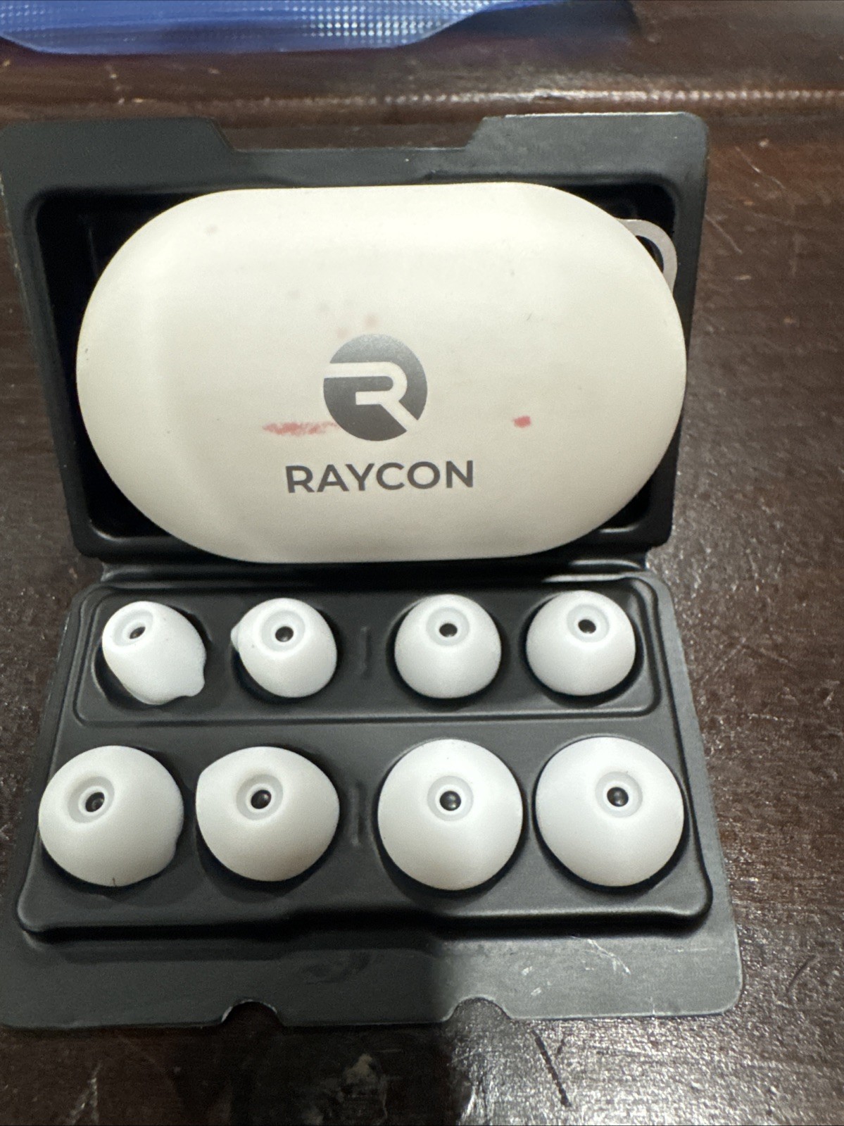 Raycon The Everyday In-Ear Wireless Bluetooth Earbuds w/Charge Case – White NEW