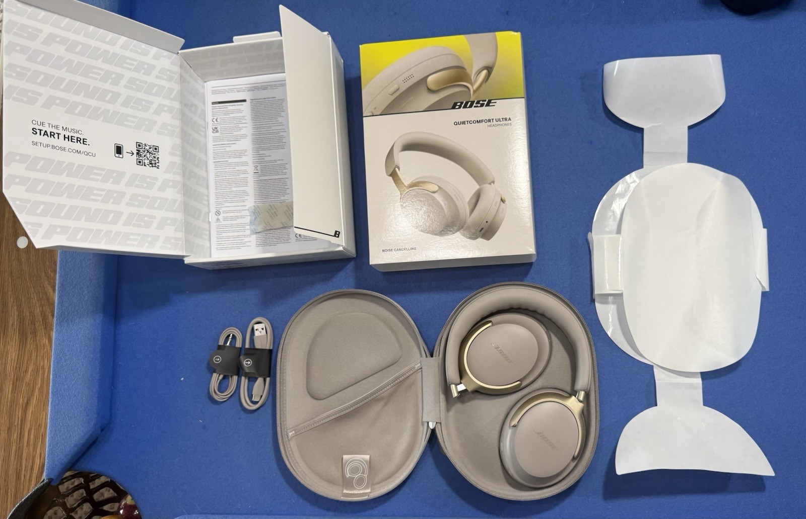 Bose QuietComfort Ultra Bluetooth Wireless Headphones – White (880066-0200)