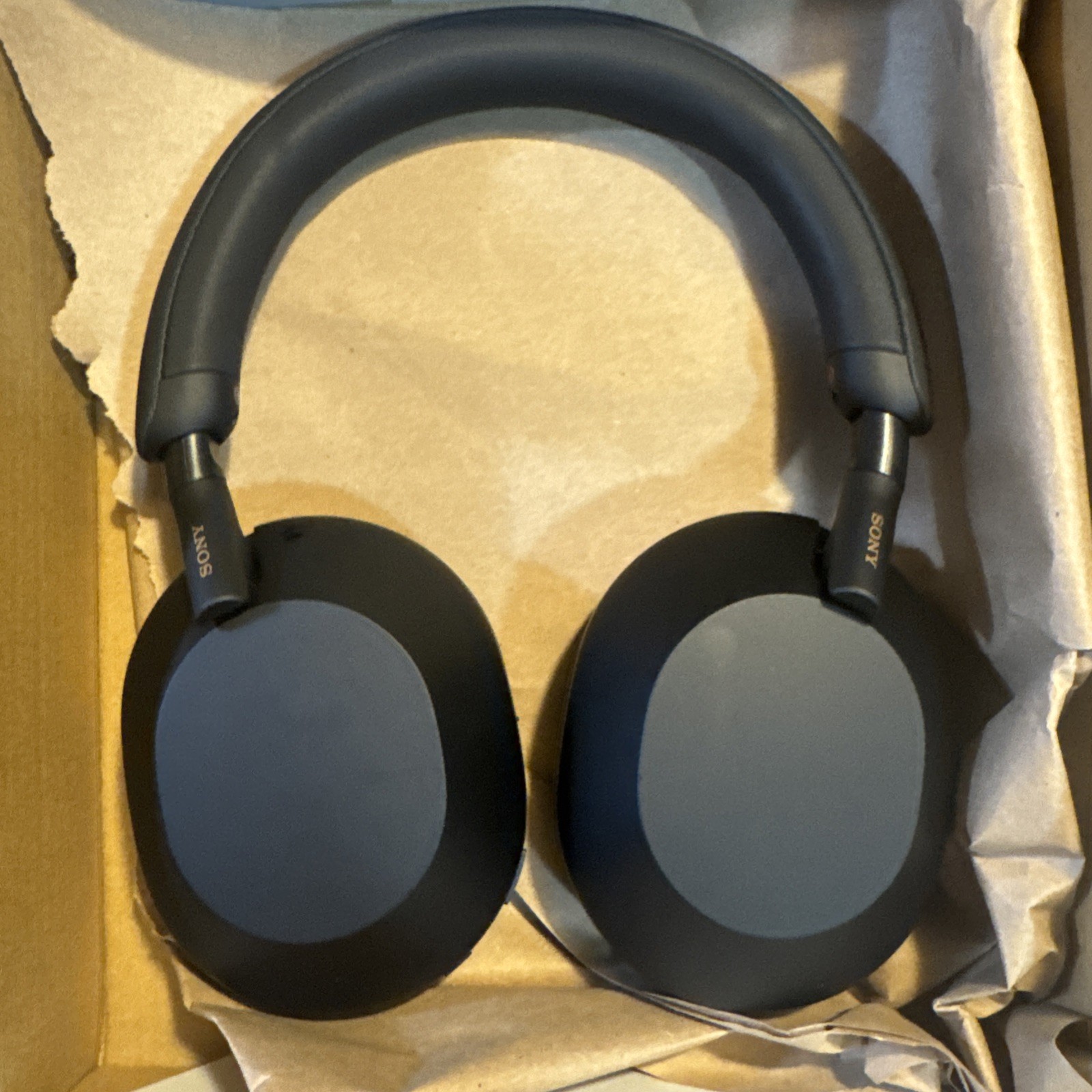 SONY WH1000XM5/B Noise Canceling Wireless Headphones – Black