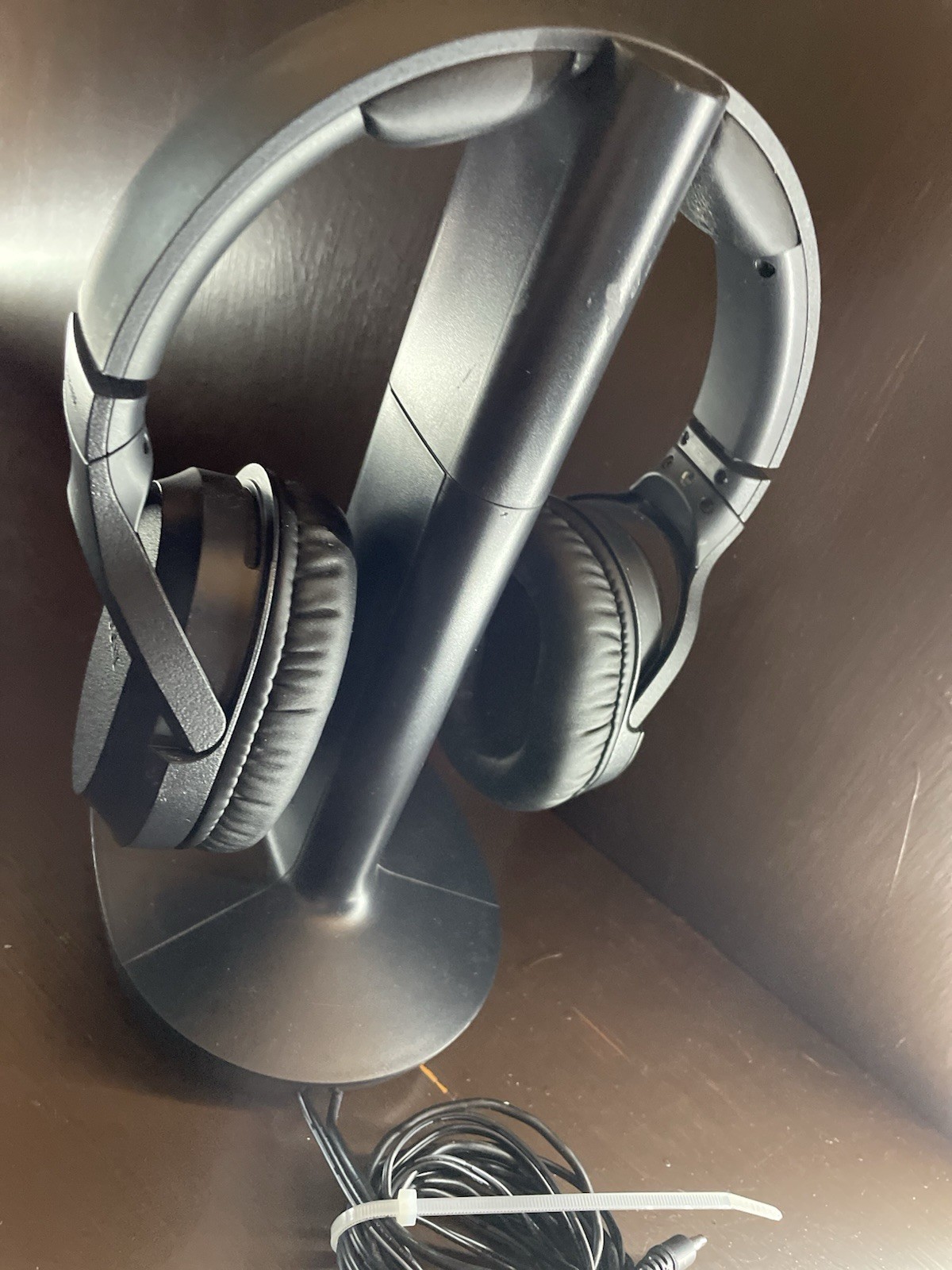 Sony RF400 Wireless Home Theater Headphones with Charging Dock Stand