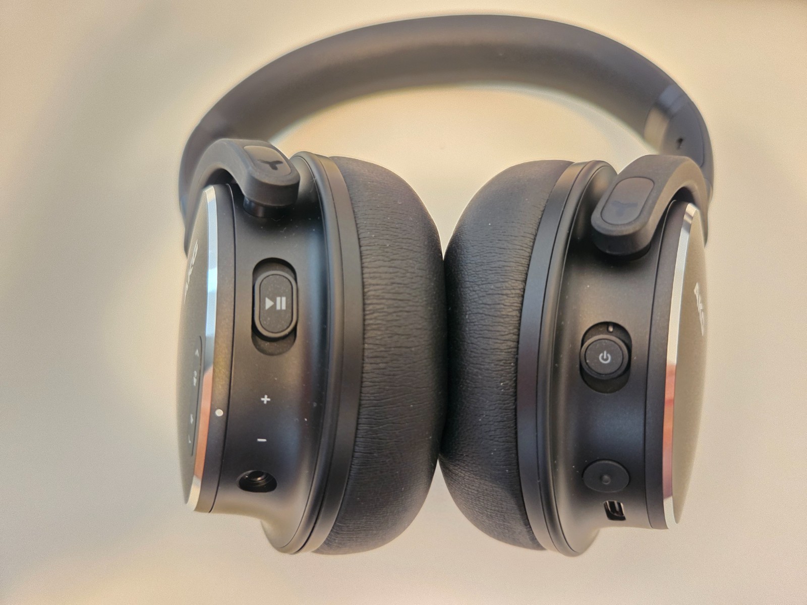 Samsung AKG Y600NC Noise Cancelling Bluetooth Headphones – Graphite Black