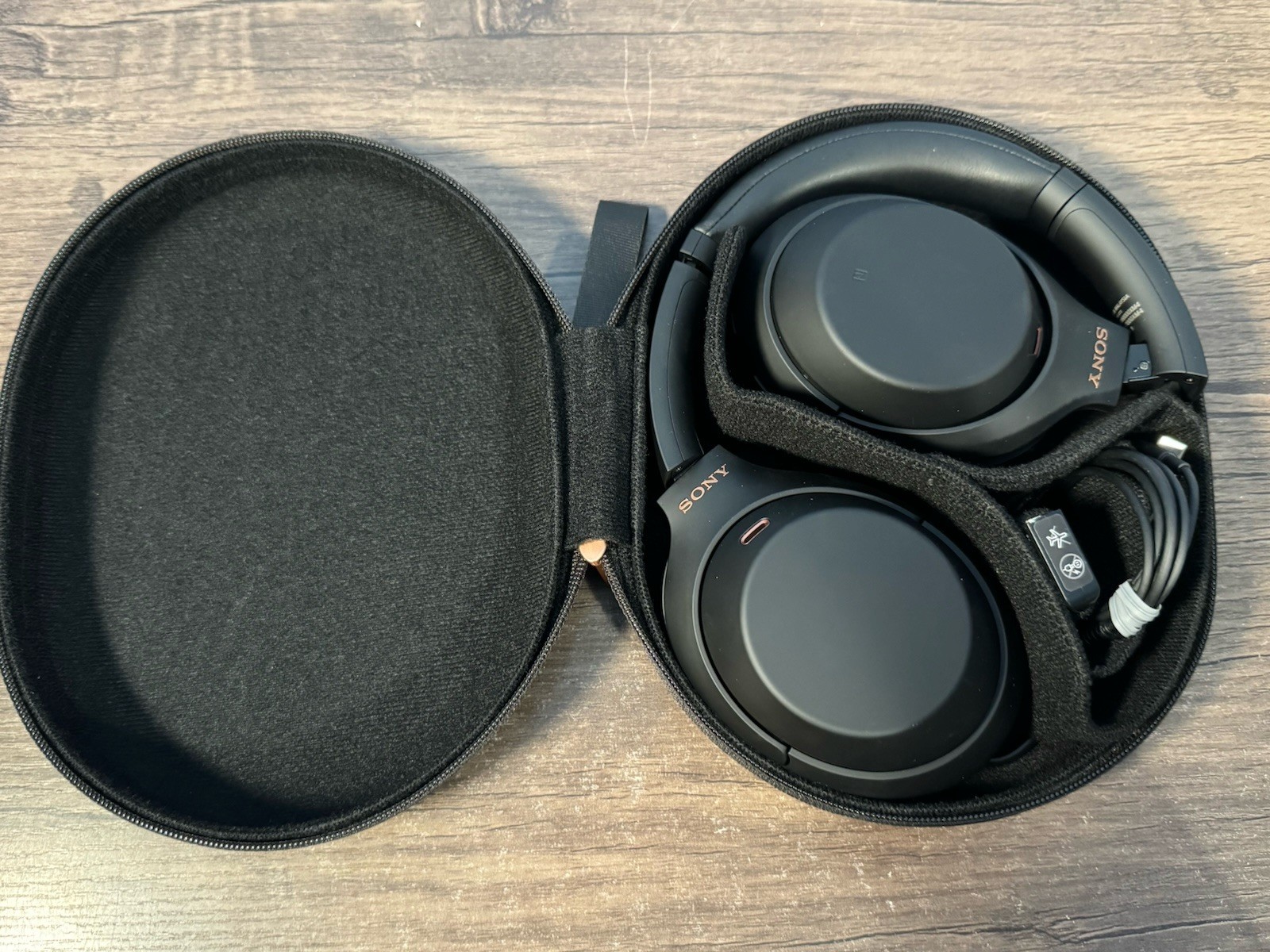Sony WH1000XM4 Wireless Noise Canceling Overhead Headphones Black NEW OPEN BOX