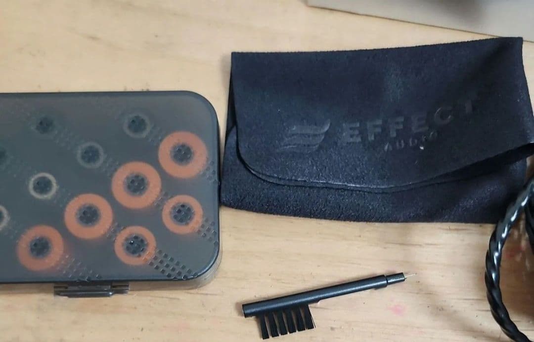 Effect Audio Perseus 4.4mm 2pin Lightly Used