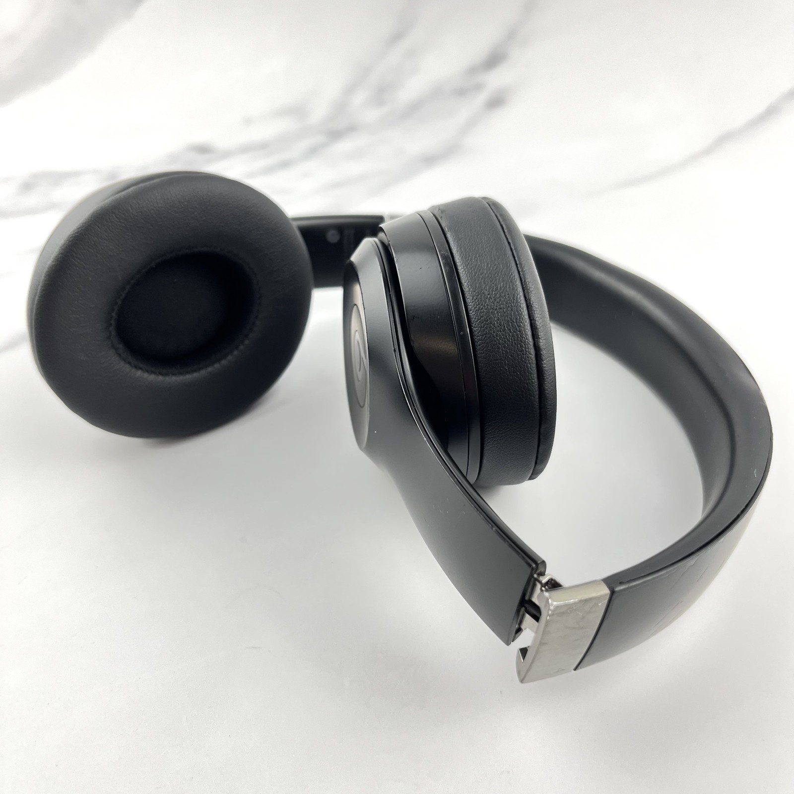 Beats Solo 4 True Wireless On-Ear Headphones – Matte Black