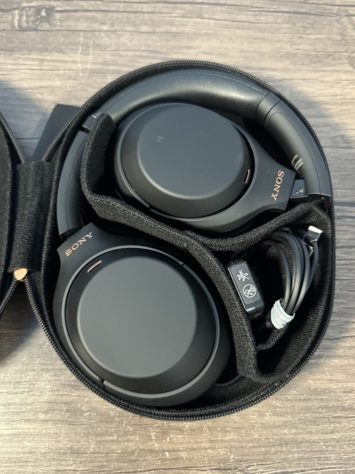 Sony WH1000XM4 Wireless Noise Canceling Overhead Headphones Black NEW OPEN BOX