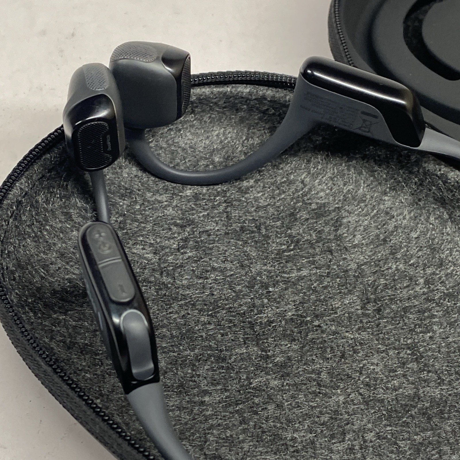 Shokz OpenRun Pro 2 S820 Black Bone Conduction Sports Headphones With Case