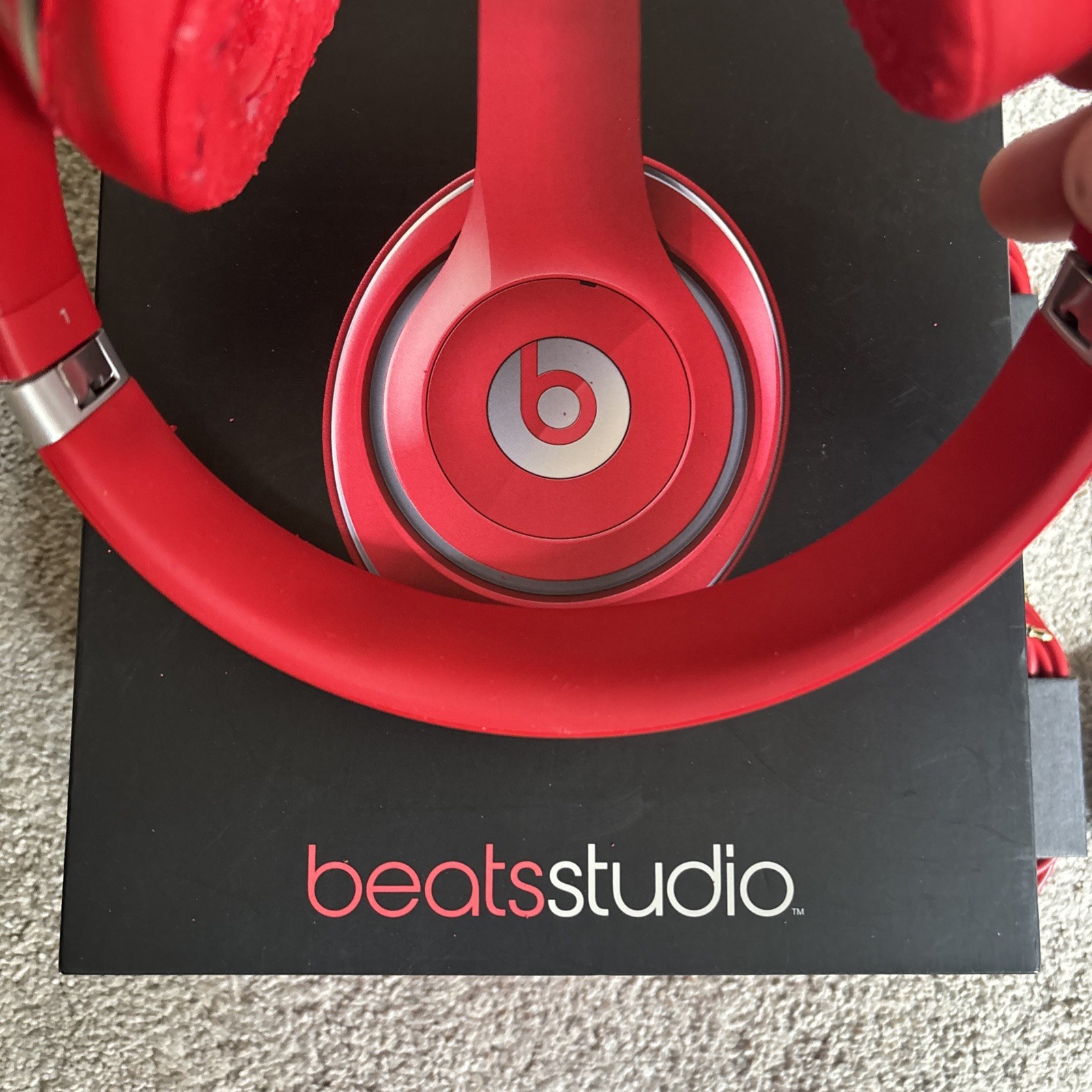 Beats by Dr. Dre Studio 2.0 Over the Ear Headphone – Red