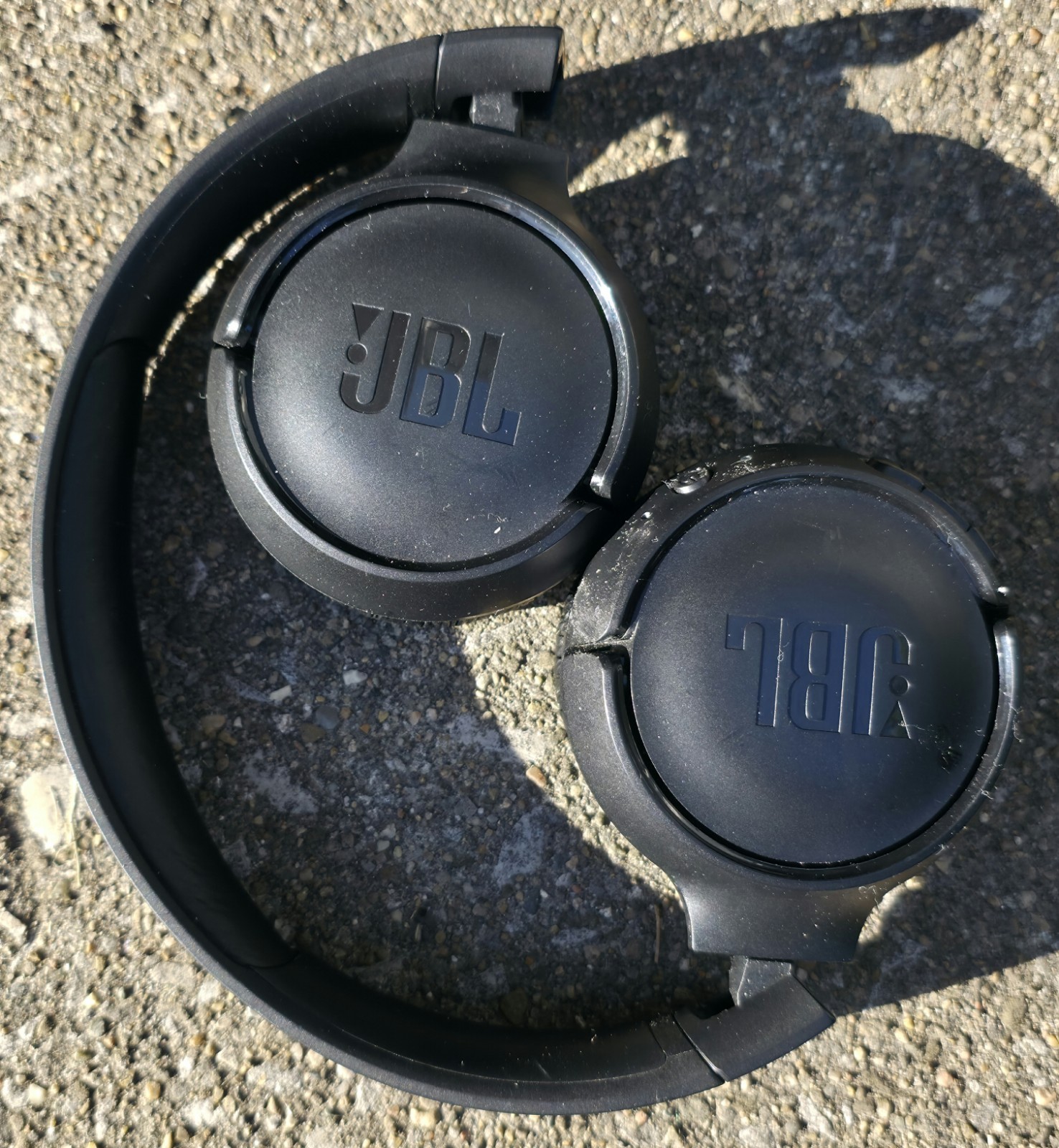 JBL TUNE520BT Wireless Bluetooth Headphones JBLT520BTBLKAM Black