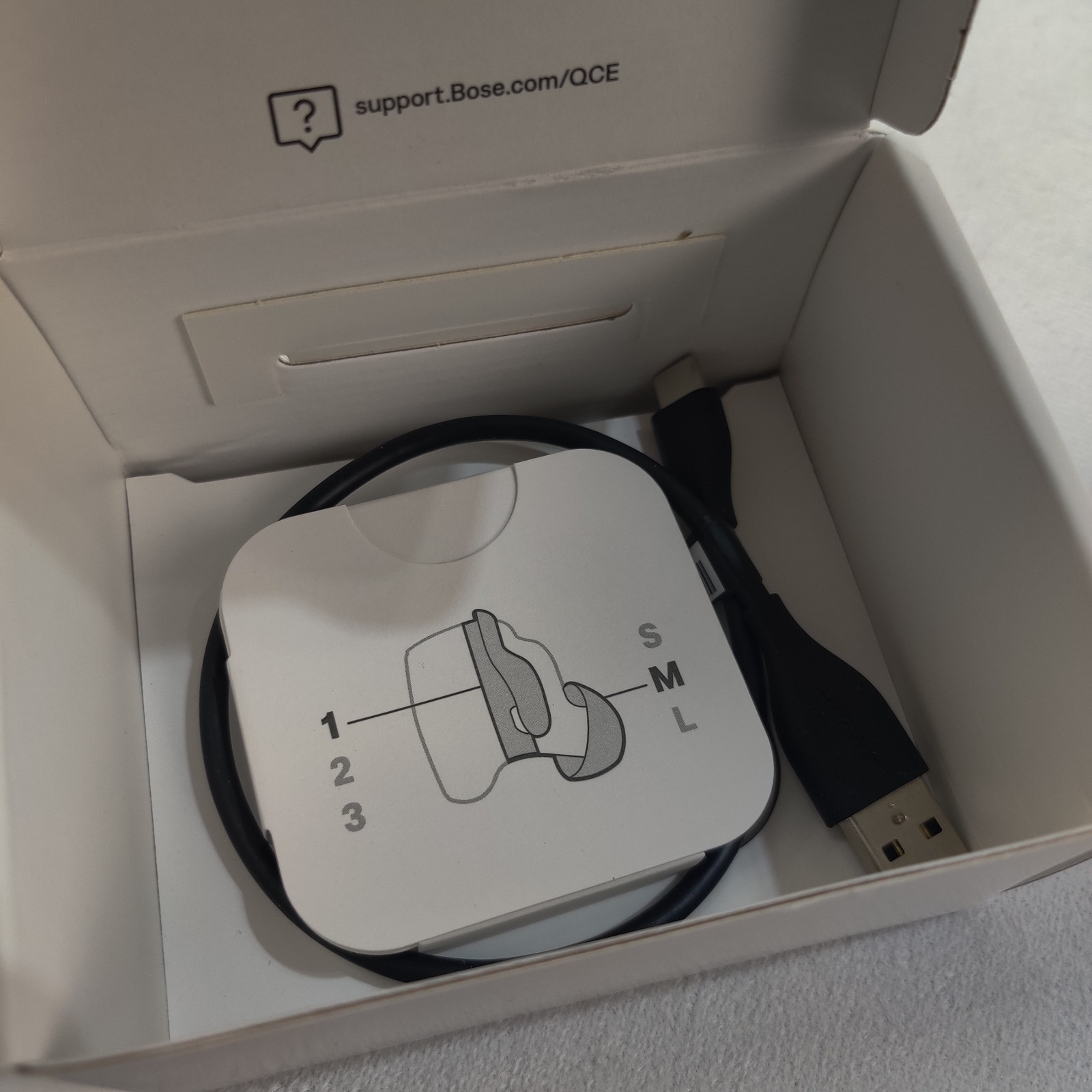 Bose QuietComfort True Wireless Noise Cancelling In-Ear Earbuds – White Smoke