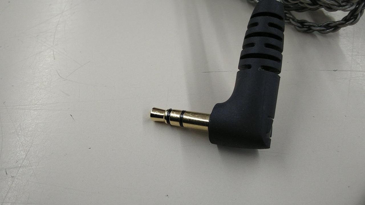 SENNHEISER IE200 Earphones with 7mm TrueResponse Transducers
